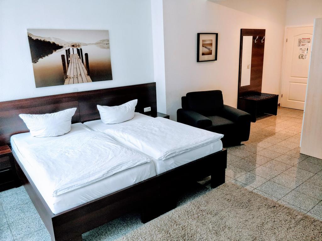 Boardinghouse - Stadtvilla Budget Schweinfurt Luaran gambar