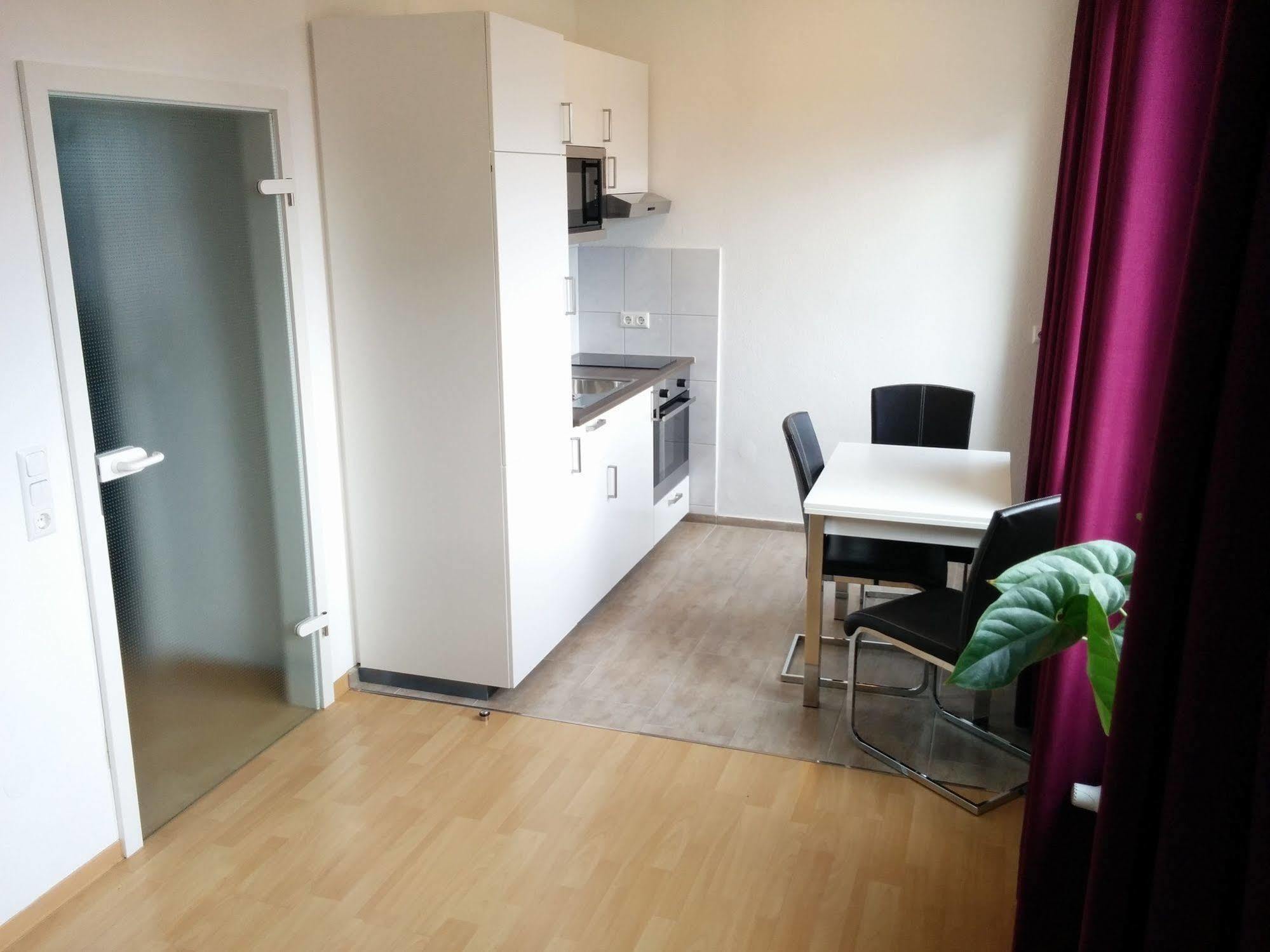 Boardinghouse - Stadtvilla Budget Schweinfurt Luaran gambar