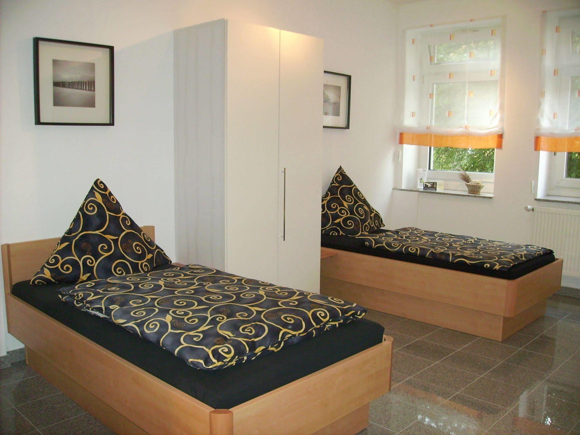 Boardinghouse - Stadtvilla Budget Schweinfurt Luaran gambar