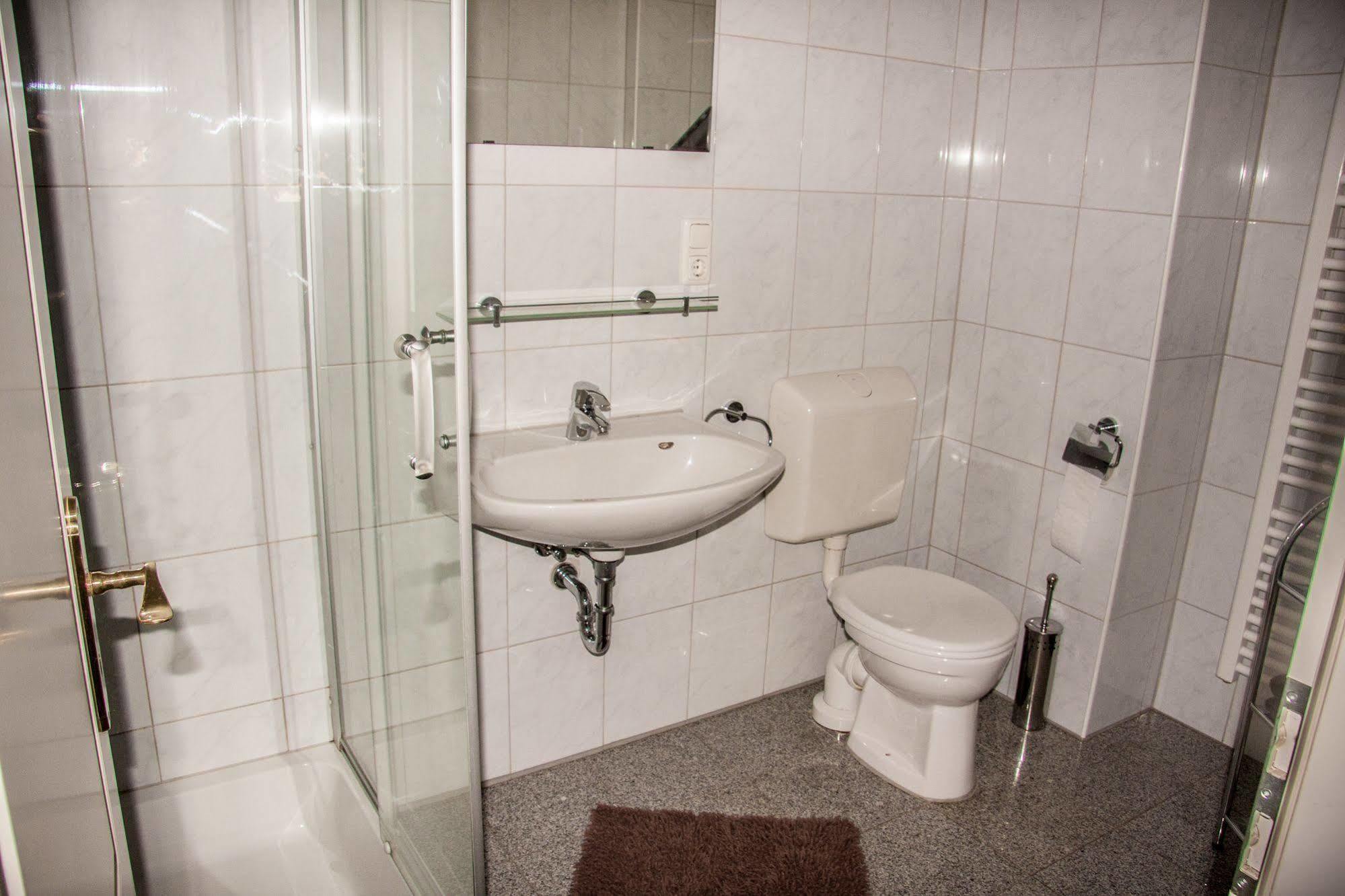Boardinghouse - Stadtvilla Budget Schweinfurt Luaran gambar