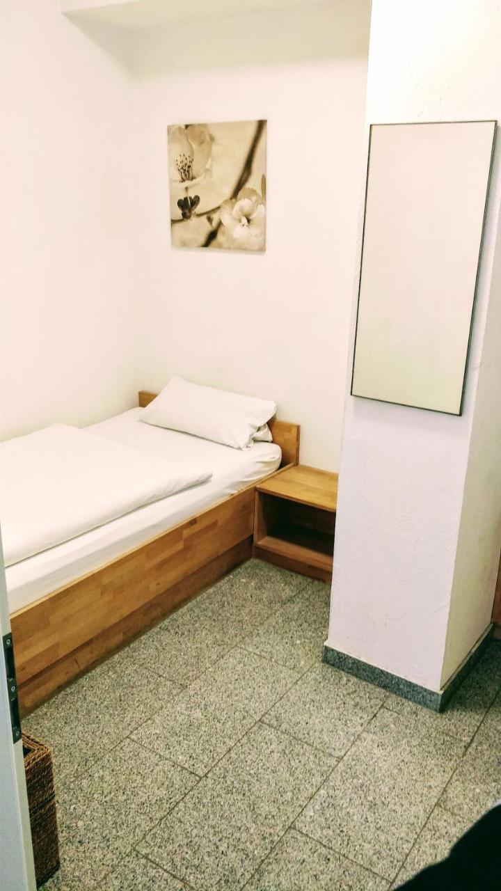 Boardinghouse - Stadtvilla Budget Schweinfurt Luaran gambar